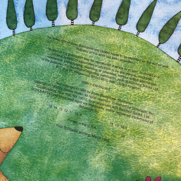 Vintage 1999 Scholastic Bear In A Square Paperback Book - Picture 2 of 8